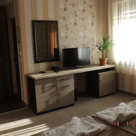 Impuls Palace Hotell 2*